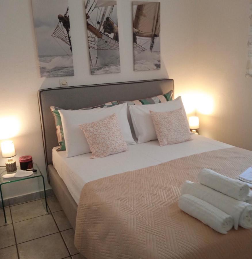 Balsam Suite - 50M To The Beach カラマタ エクステリア 写真